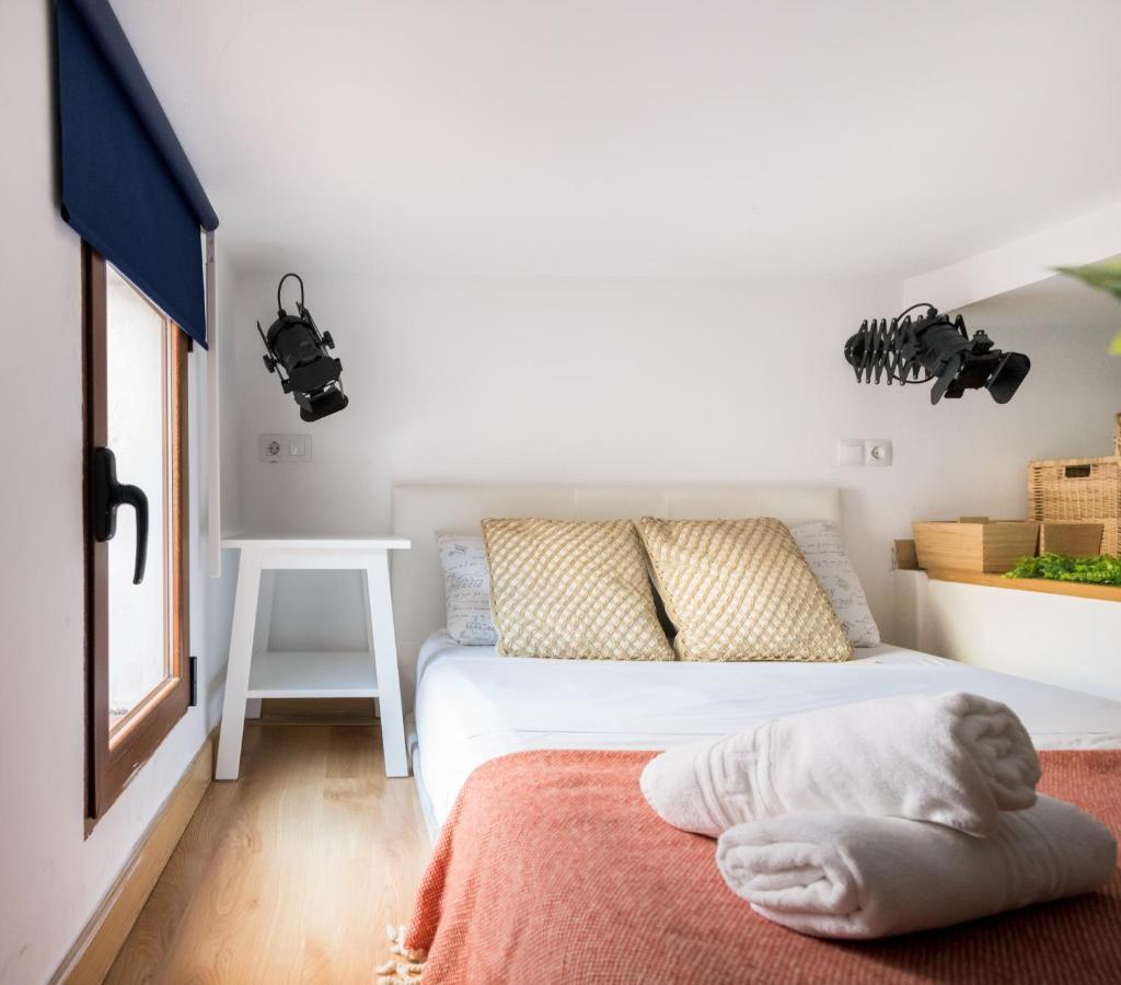 Appartamento El Hogar De La Sierpe Madrid Esterno foto